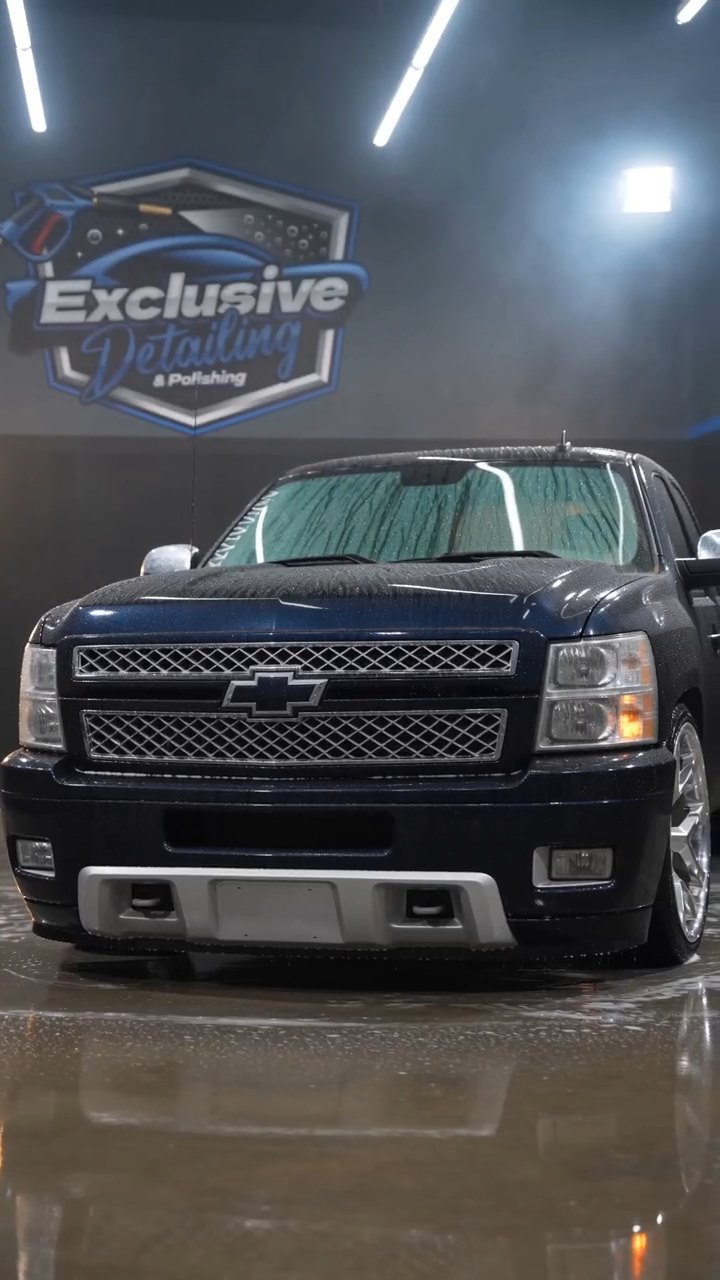 Detailed grille